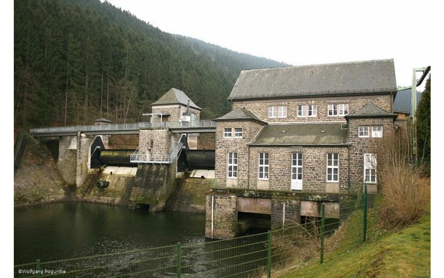Das Kraftwerk am Ahauser Stausee