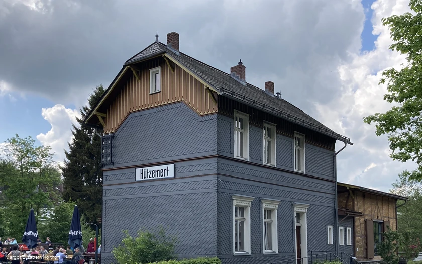 Alter Bahnhof in Hützemert Vorderansicht