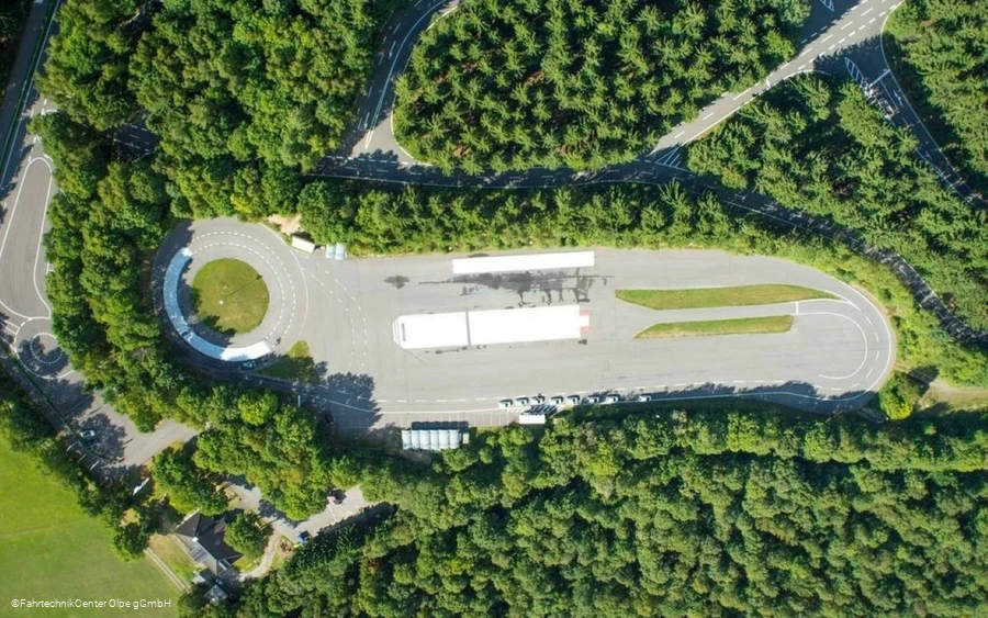 Luftaufnahme Trainingsfläche.jpg