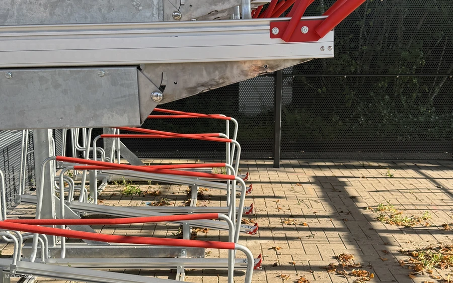 20250812 Fahrradabstellanlage Bahnhof MZ (c) Folak (6).JPG