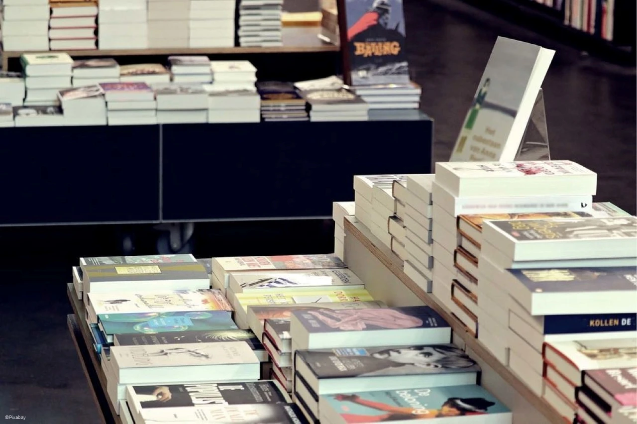 Buchhandlung_Pixabay.jpg