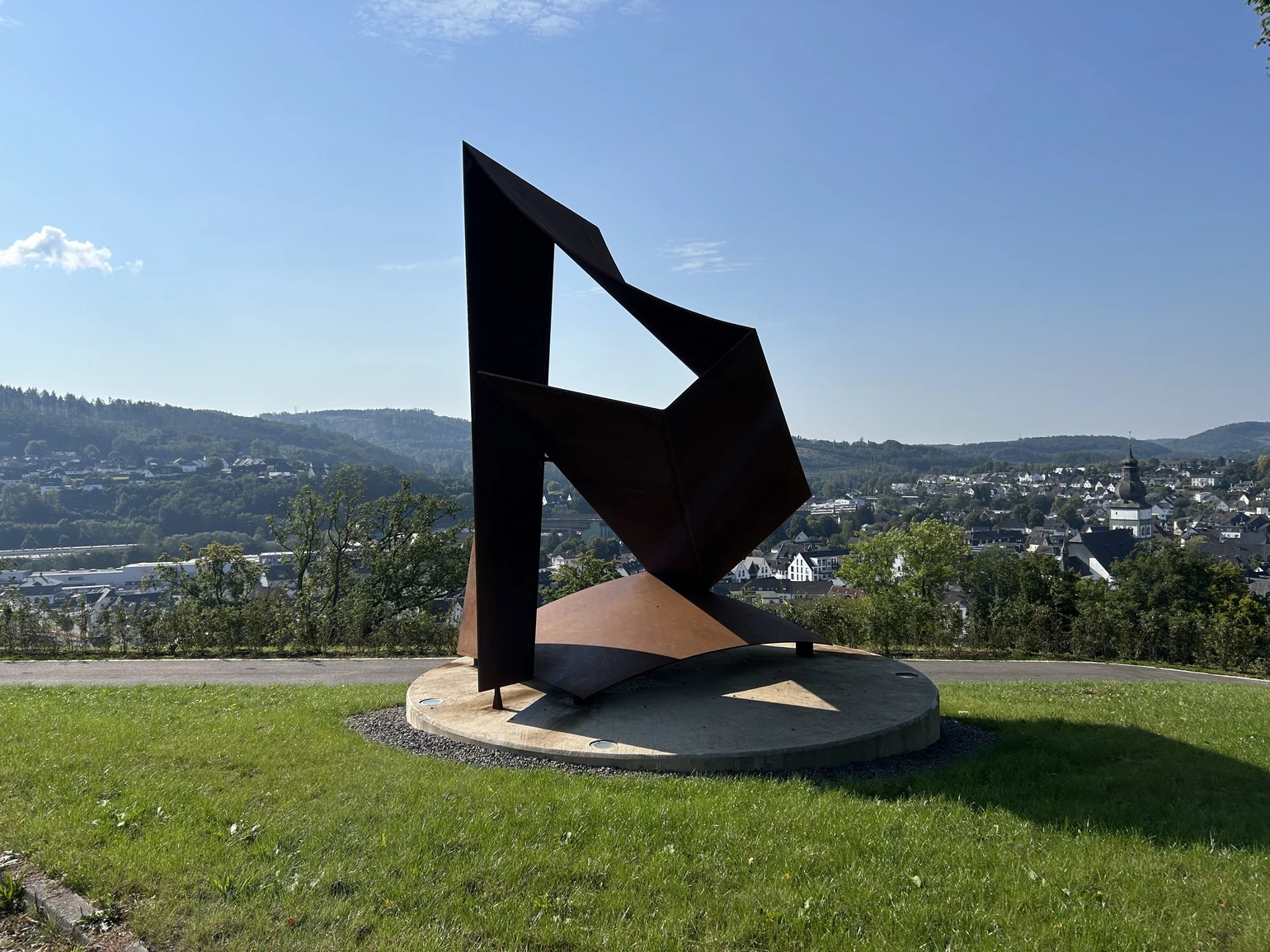 Skulptur Großes A.jpeg