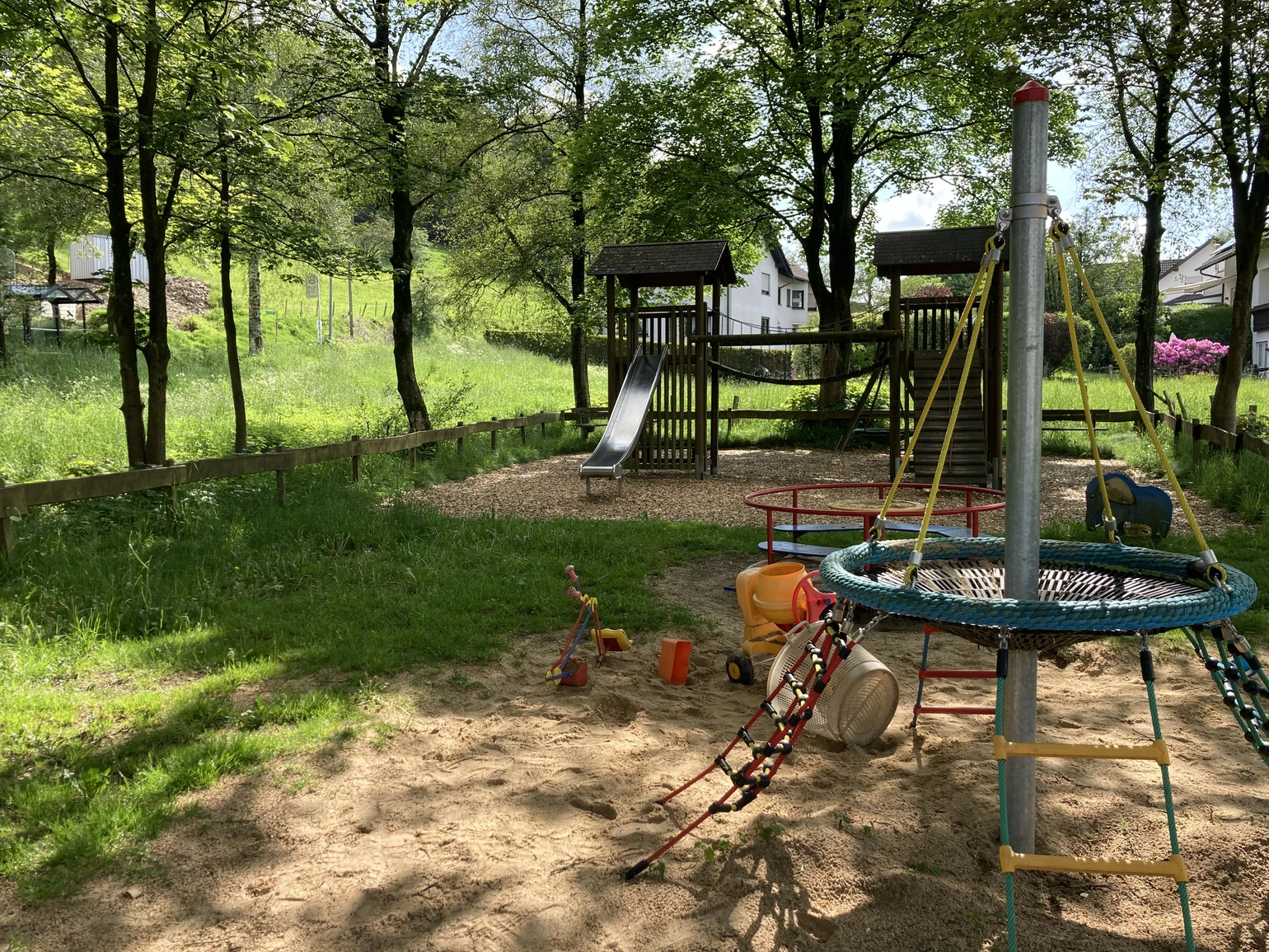 A7 Spielplatz in Halbhusten.jpg