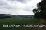 Aussicht nach Verlassen des Waldes über Niederhengstenberg hinweg